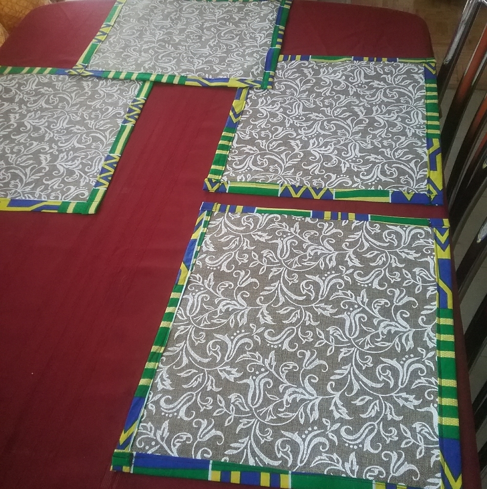4 Sets Flower Print Jute Fabric tablemats, Handmade tablemats